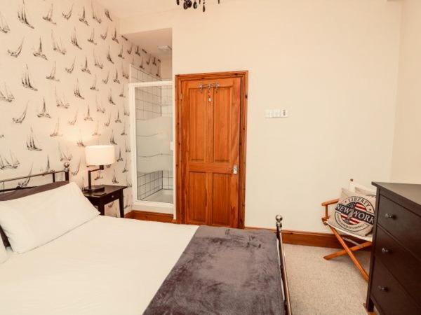Durnford St- Amazing Location - Free Wifi Apartment Plymouth Bagian luar foto